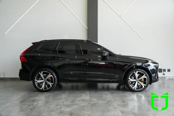 VOLVO XC60 2.0 T8 RECHARGE ULTIMATE DARK AWD GEARTRONIC VOLVO XC60 2.0 T8 RECHARGE ULTIMATE DARK AWD GEARTRONIC